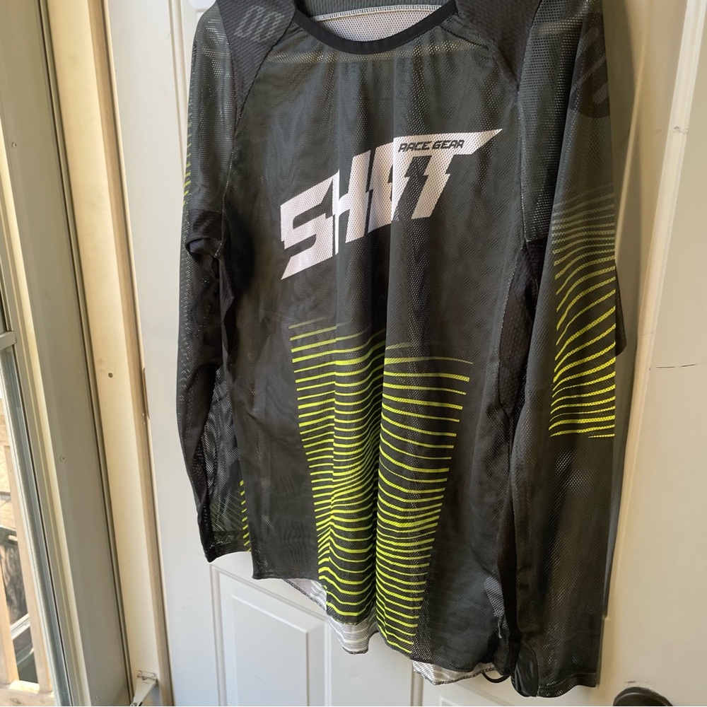Mens Motor cross  gear Shirt size medium pants size 36. Like new worn twice.
